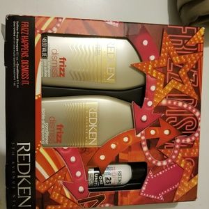 Redken frizz dismiss